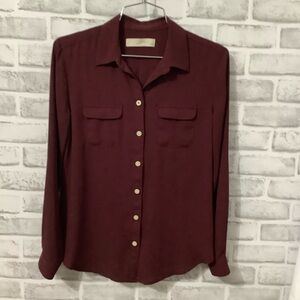 LOFT Deep wine Poly Long Sleeve button down Blouse. XSP  (W195)